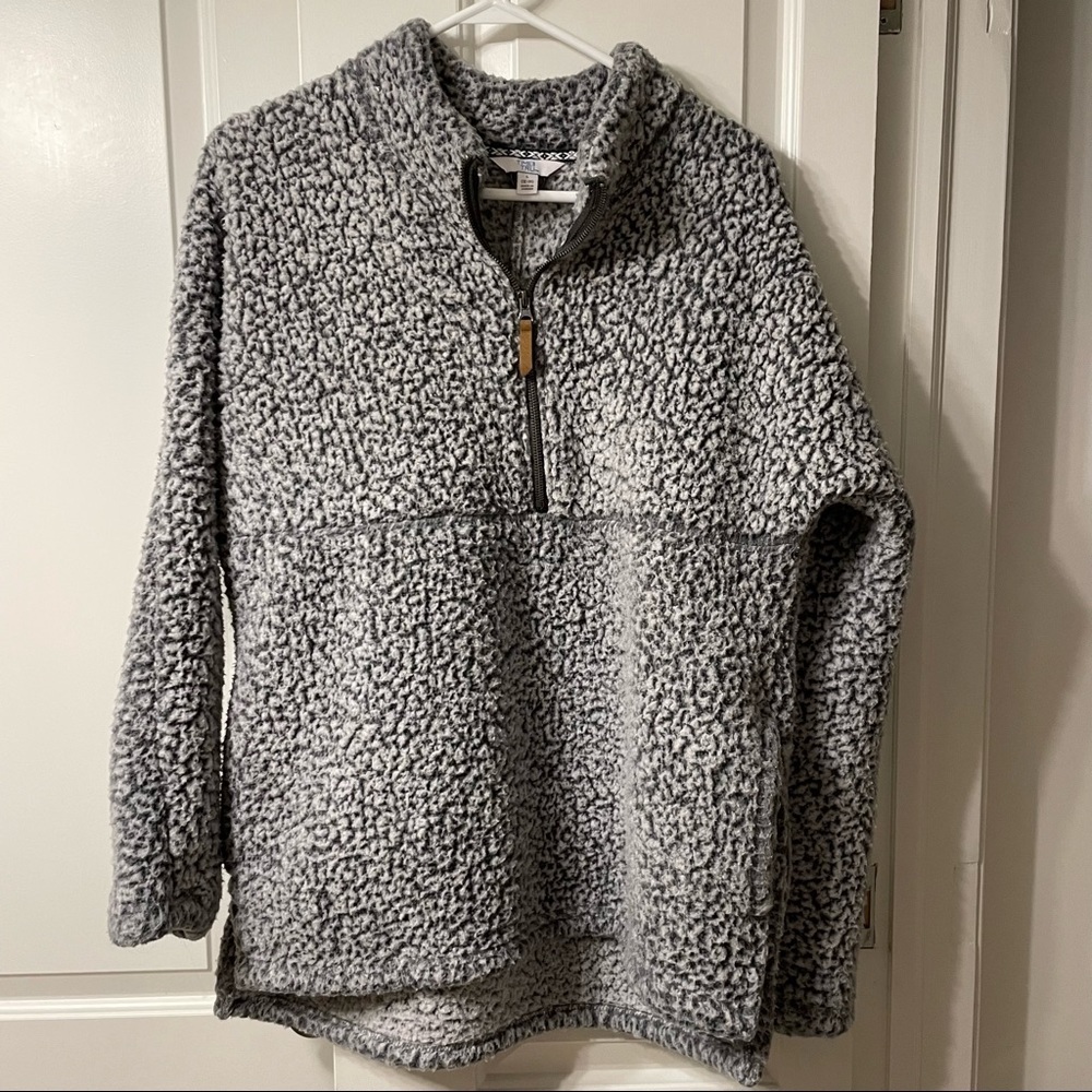 Time and Tru Gray  Pullover Sweatshirt. Size Large